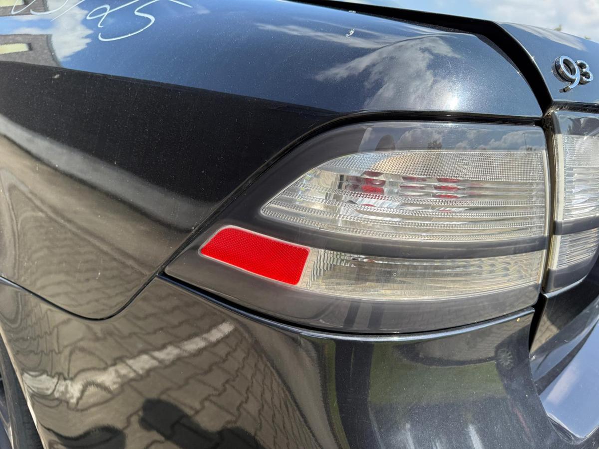Saab 9-3 YS3F original Rücklicht Rückleuchte außen links Limo rot weiß Facelift BJ08